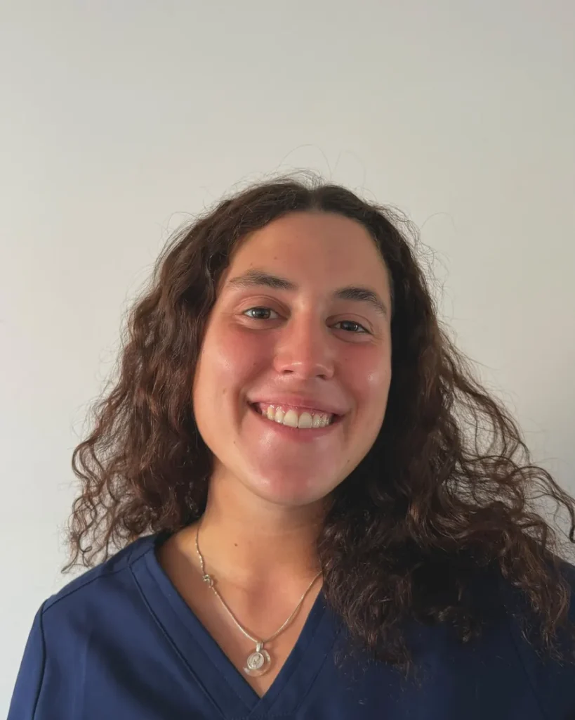 Dra. Valeria Vázquez, odontóloga en OdontoBa